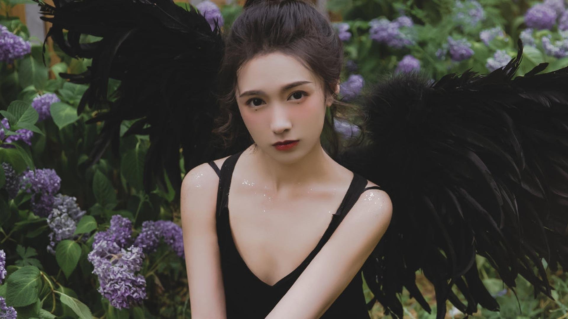 爱游戏官网-老鹰教练强调板凳深度是关键竞争提升点，老鹰训练