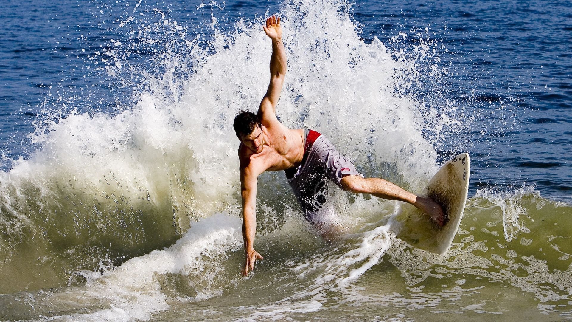 弗朗茨·巴图姆（Nicolas Batum）宣布参加巴黎奥运会，法国队巴图姆